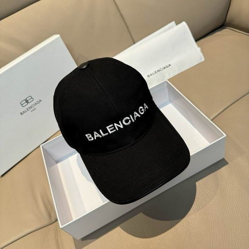 Balenciaga baseball cap new, black and white, one size