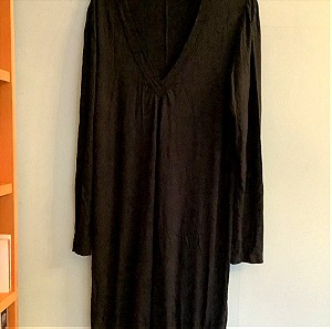 Μαύρο μακρύ φόρεμα