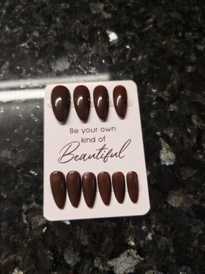 Press on nails kit με 20 τεμάχια καινούργιο