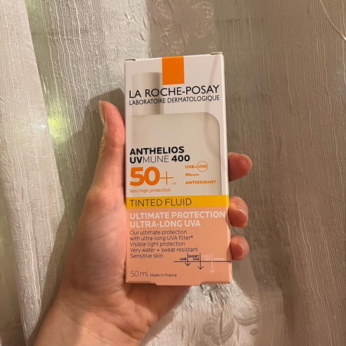 Roche Posay Anthelios UVMune 400 Tinted Fluid Face Sunscreen with Color SPF50+ 50ml new