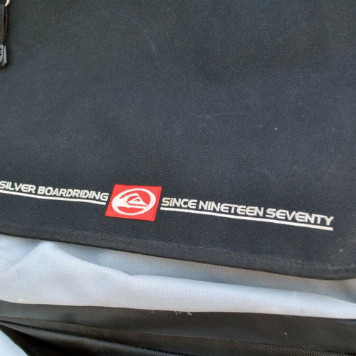 Quiksilver Messenger Bag used, grey and black shoulder laptop bag Y2K