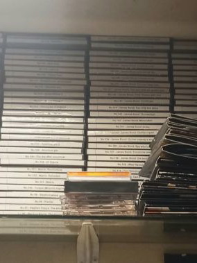 DVD collection used, 300 pieces, almost unused