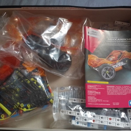 Clementoni Mechanical Workshop with 50 constructions like new