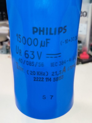 Ηλεκτρολυτικός πυκνωτής Philips 15000μF/63V με στήριξη βίδας