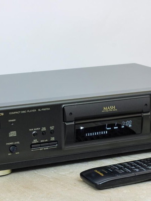 Technics SL-PS670A CD Player μεταχειρισμένο, με τηλεχειριστήριο και καλώδιο RCA