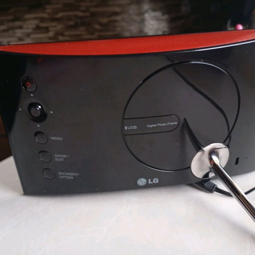 Lg electronic photo and video frame like new with USB port