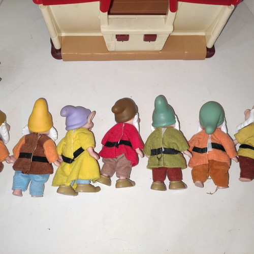 Disney Snow White and 7 Dwarfs Cottage Playset Simba vintage, like new