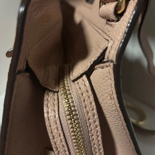 Lauren Ralph Lauren Women’s Leather Shoulder Bag used, small scratches