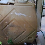 Πλαστική δεξαμενή πετρελαίου 750 λίτρων μεταχειρισμένη με βάνα