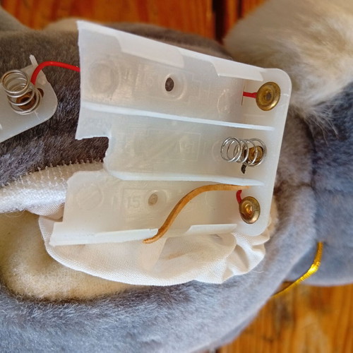 Plush rabbit used with broken mechanism