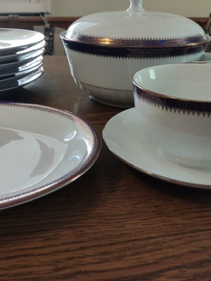 Winderling Kirchenlamitz Bavaria dinnerware set