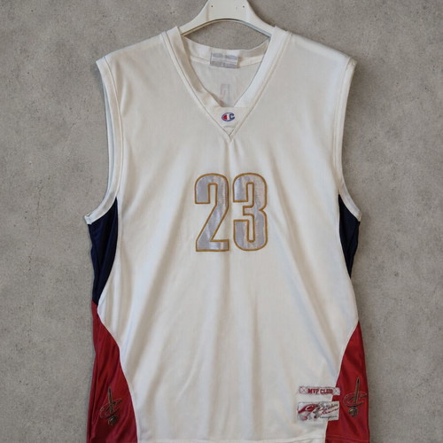 LeBron James Cleveland Cavaliers Retro Basketball Jersey size S like new