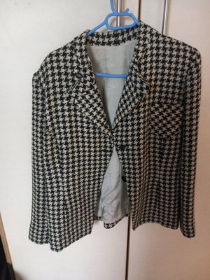 Women's wool blazer petit carreau like new, black and white