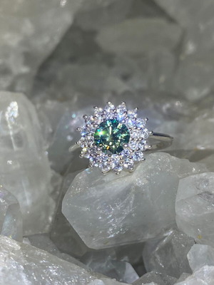 Silver ring with moissanite, new, size 17mm