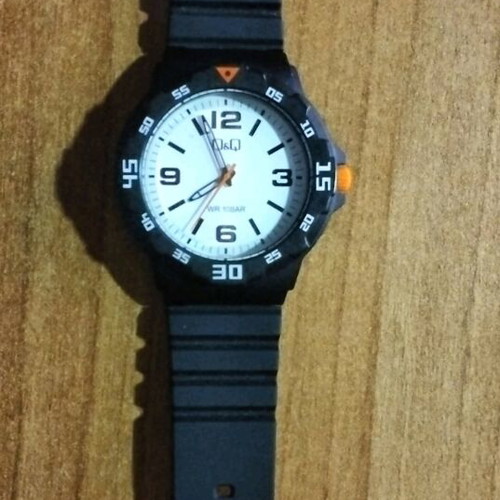 Q&Q men's watch like new, stainless steel, rubber strap, waterproof 10ATM