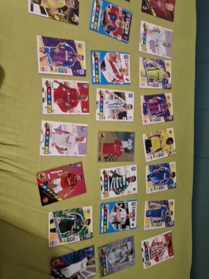 Football Cards mixed, like new, pack of 20
