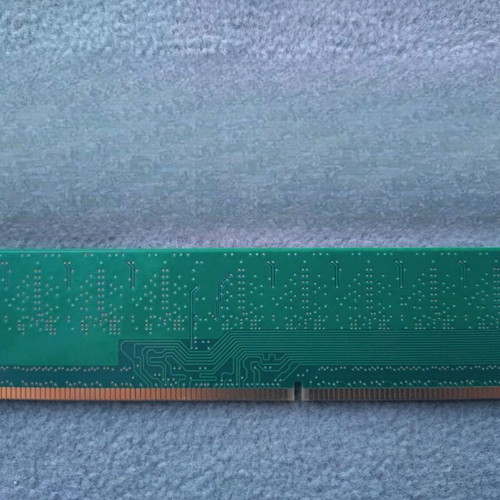 DDR3 2GB RAM memory used for desktop