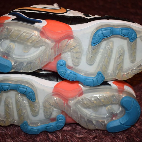 Nike Air Vapormax Evo women's shoes size 38.5 like new, multicolor