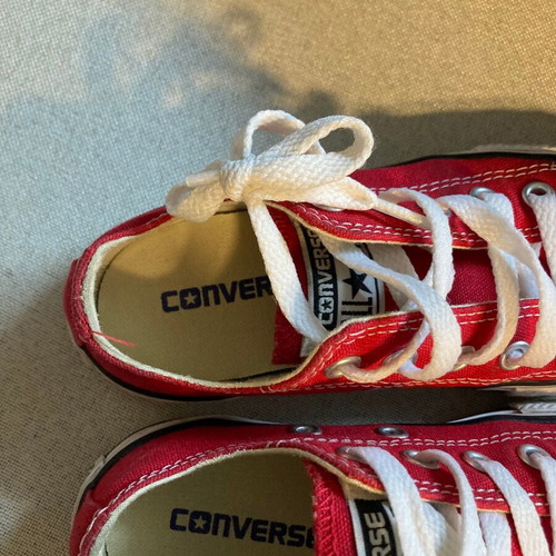Converse All Star kids shoes like new, size 28, red