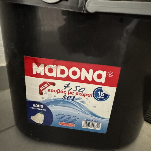 Mop bucket