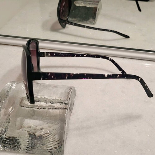 Stradivarious sunglasses like new
