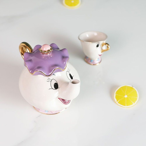 Beauty and the Beast set with Mrs. Potts teapot and Chip cup new
