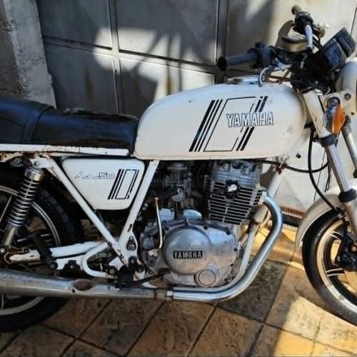 Yamaha XS250 motorcycle used for spare parts 1977-1981