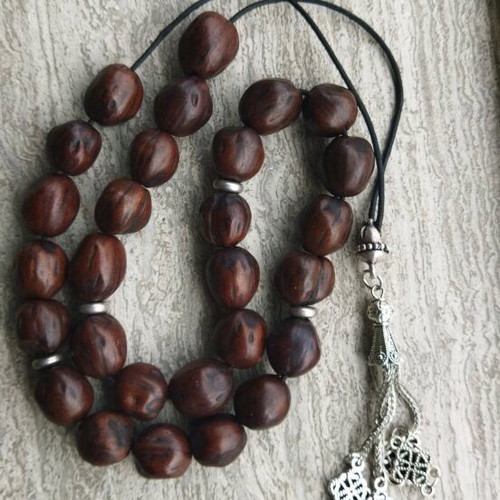 Worry beads with nutmeg new, 27 brown beads