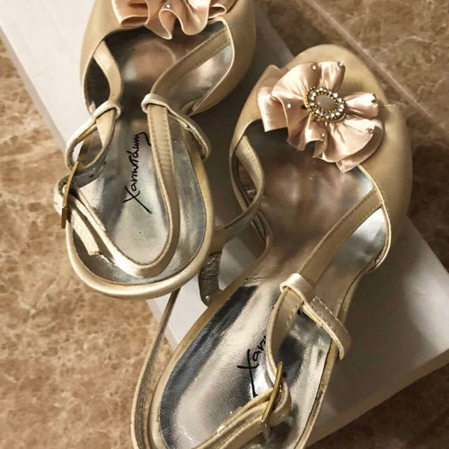 Heels *Chaniotakis*. In excellent condition.