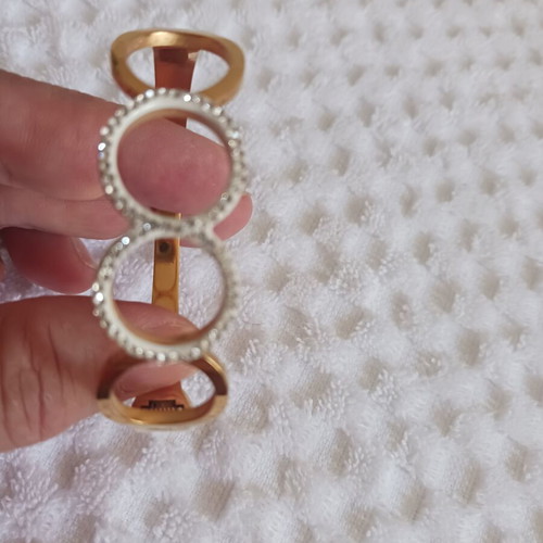 Elegant bracelet new, gold color