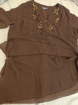 Brown tunic like new with sequins and sleeve openings
