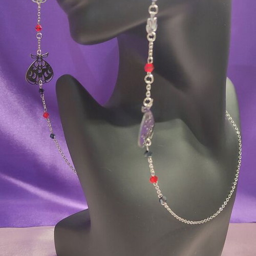 Handmade glasses chain with gothic elements and glass beads new