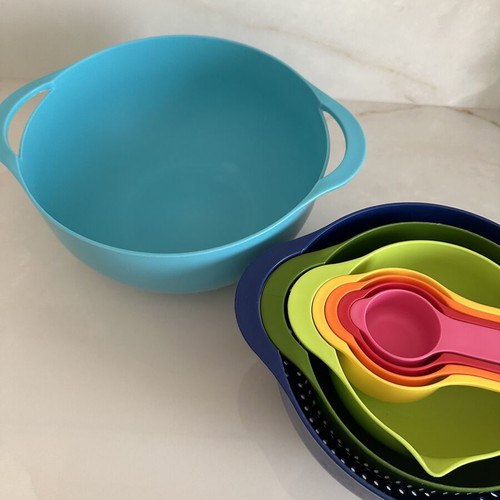 Joseph Joseph Nest Plus 8-Piece Plastic Kitchen Measuring Set like new
