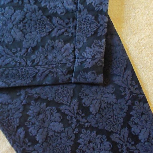 Black slim brocade pants Zara used, size M