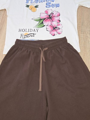 Zara T-shirt and dark brown culotte pants