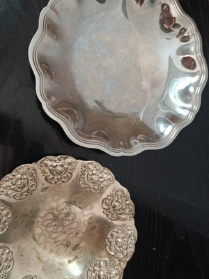Two vintage silver-plated bowls from 1970s