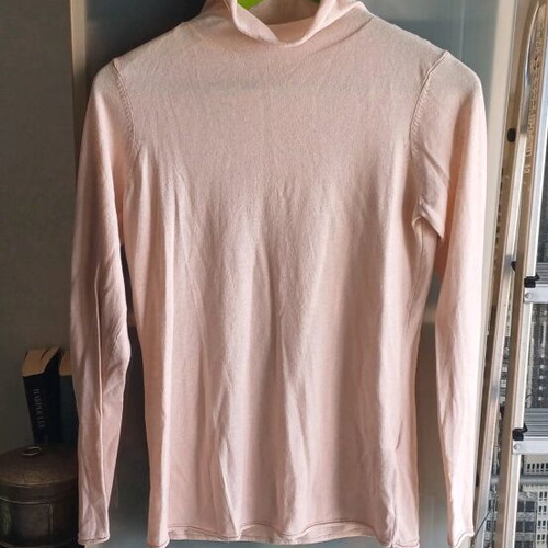 H&M turtleneck like new, set of 2, black and beige, size M