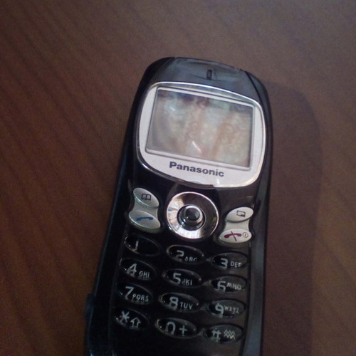 Panasonic GD76 black metal phone in excellent condition