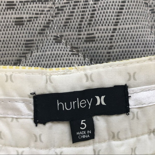 Hurley Summer Shorts women's size L yellow, like new
