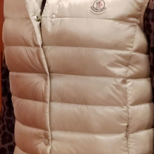 Moncler Liana sleeveless down vest new, white, size M
