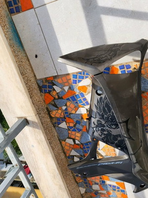 Innova injection plastic parts used, fairing and right legs with flash