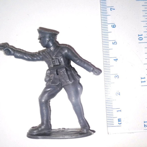 German Officer figure vintage collectible used with 14 soldiers