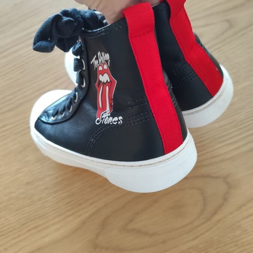 Zara Rolling Stones Kids Boots like new, size 34, black and red