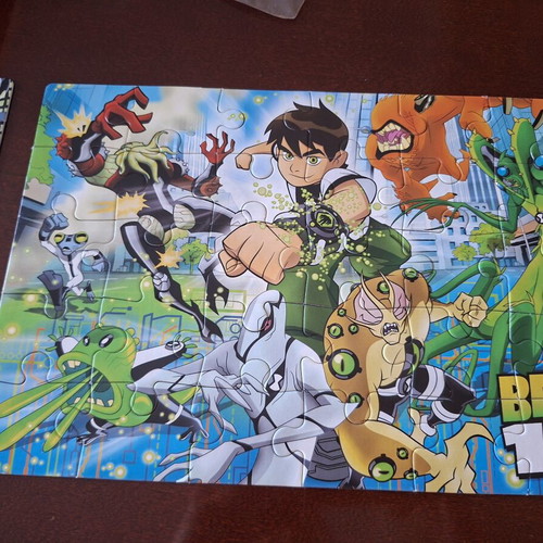 Ben 10 3 in 1 puzzle used, complete set with original box