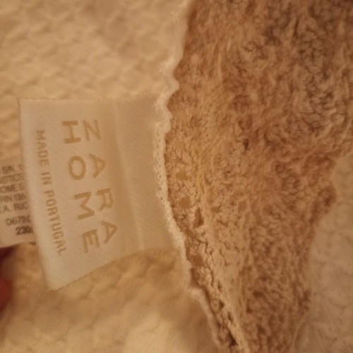 Zara Home quilted blanket for double bed, like new, white with lace