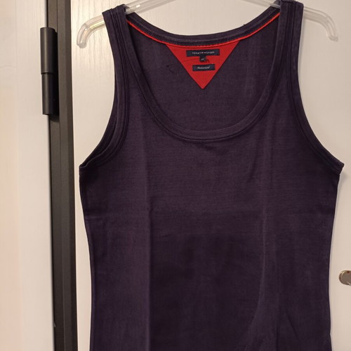 Tommy Hilfiger sleeveless shirt navy blue XL like new