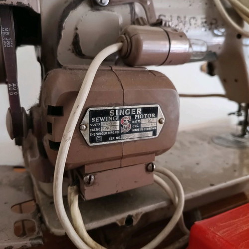 Singer 191M sewing machine used, vintage 1960s