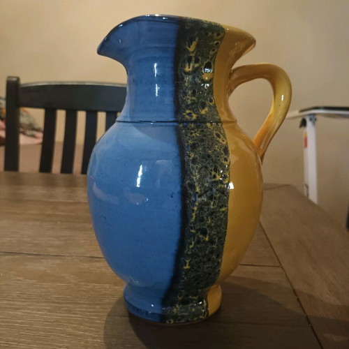 Handmade ceramics from Armolia, Chios – Jug & decorative table plate
