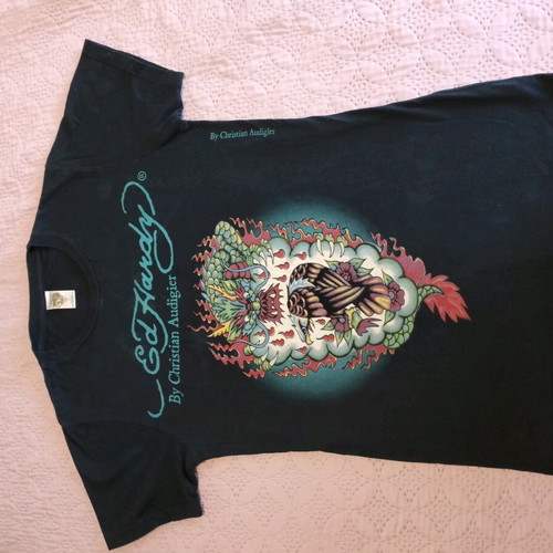 Ed Hardy T-shirt used in good condition, size S, black with multicolor design
