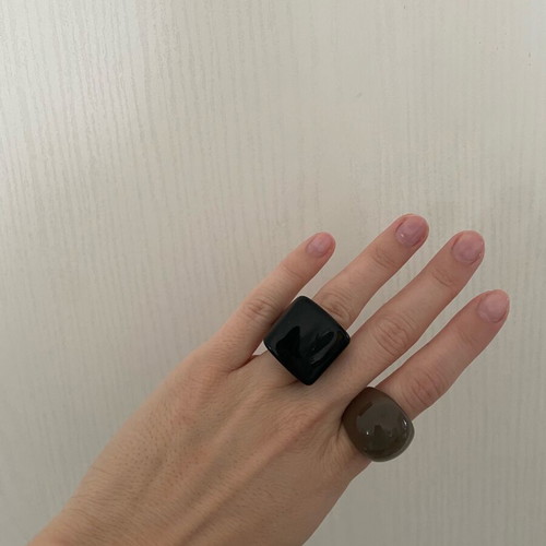 Faux big rings like new, black and khaki, plastic, size 50-52